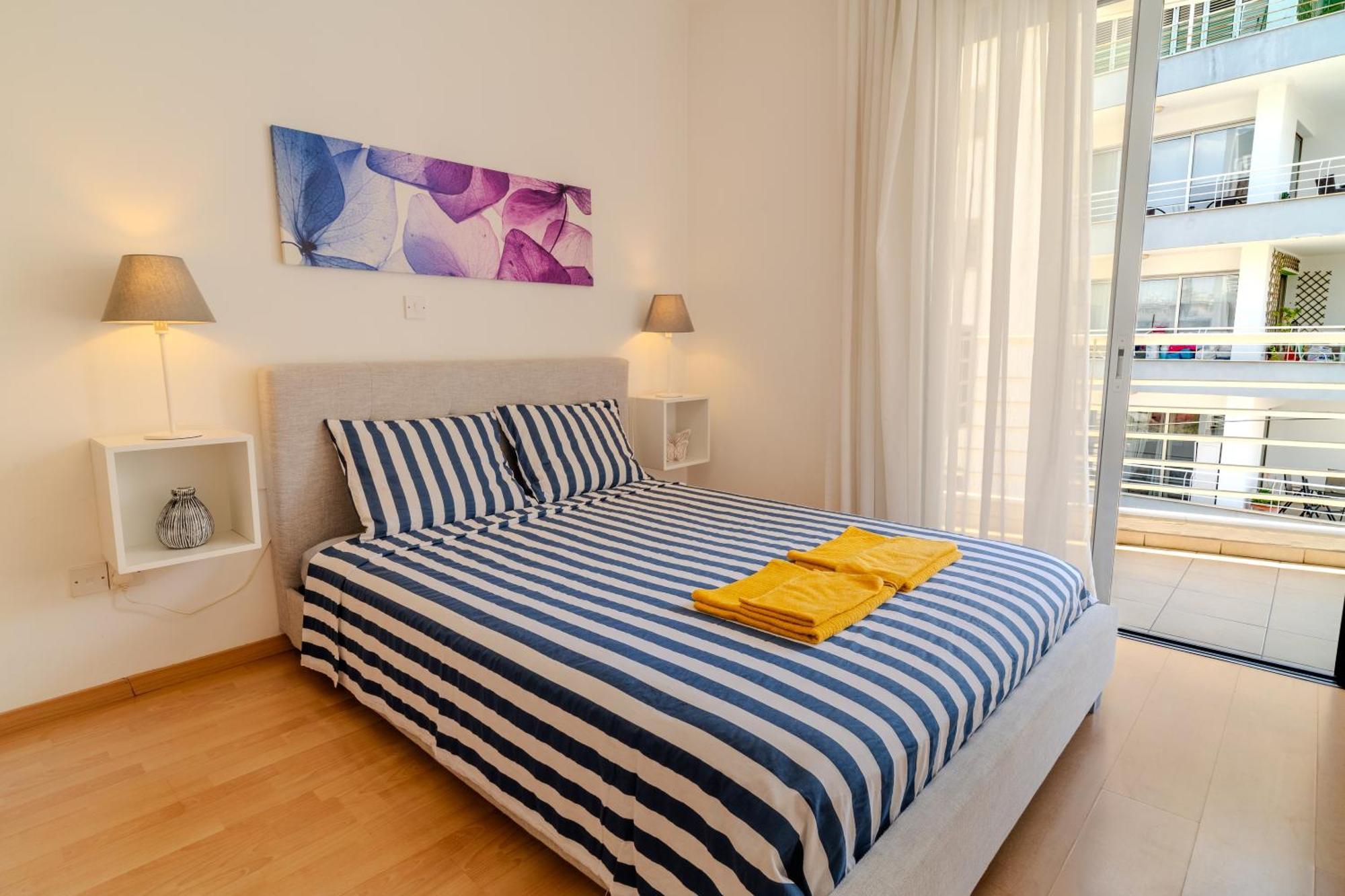 Blue Dawn Center Flat Apartment Larnaca Luaran gambar