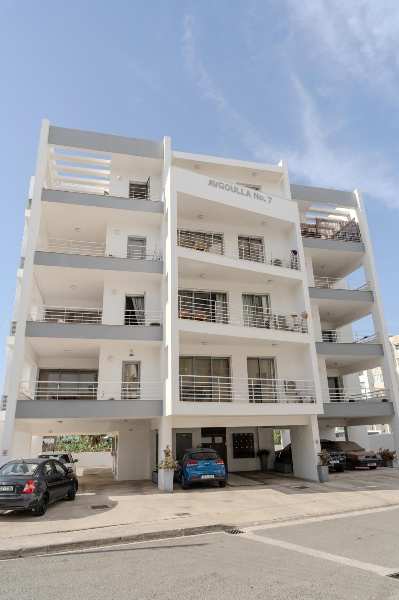 Blue Dawn Center Flat Apartment Larnaca Luaran gambar