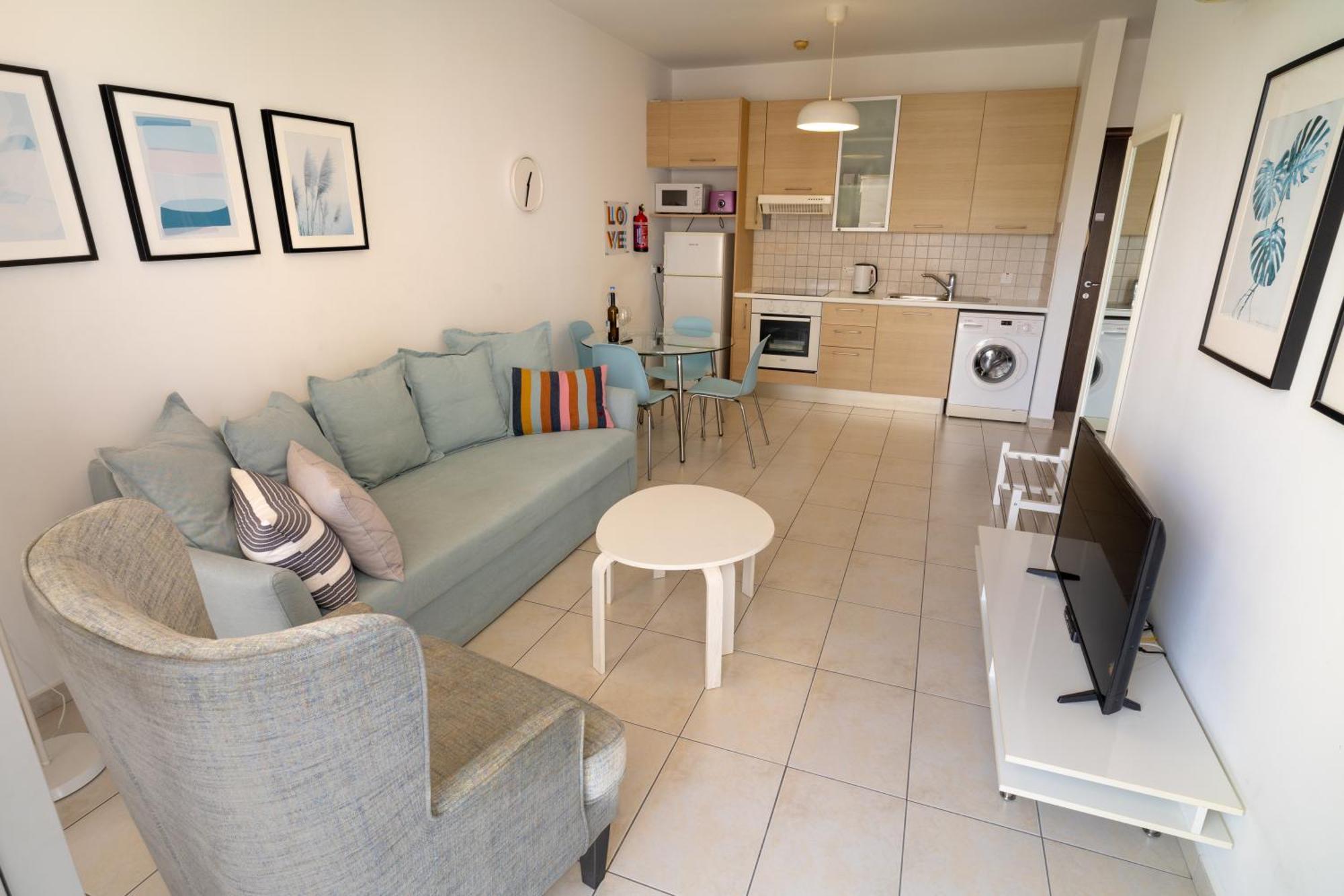 Blue Dawn Center Flat Apartment Larnaca Luaran gambar